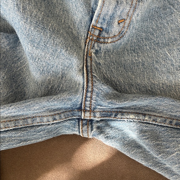 Abercrombie and Fitch The Straight Mid Rise Jeans - Picture 6 of 6